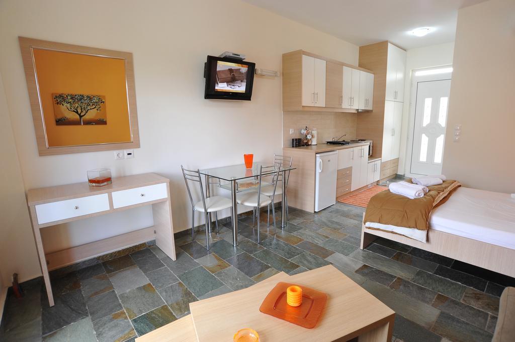 To Livadi Apartment Lefkogeia Luaran gambar